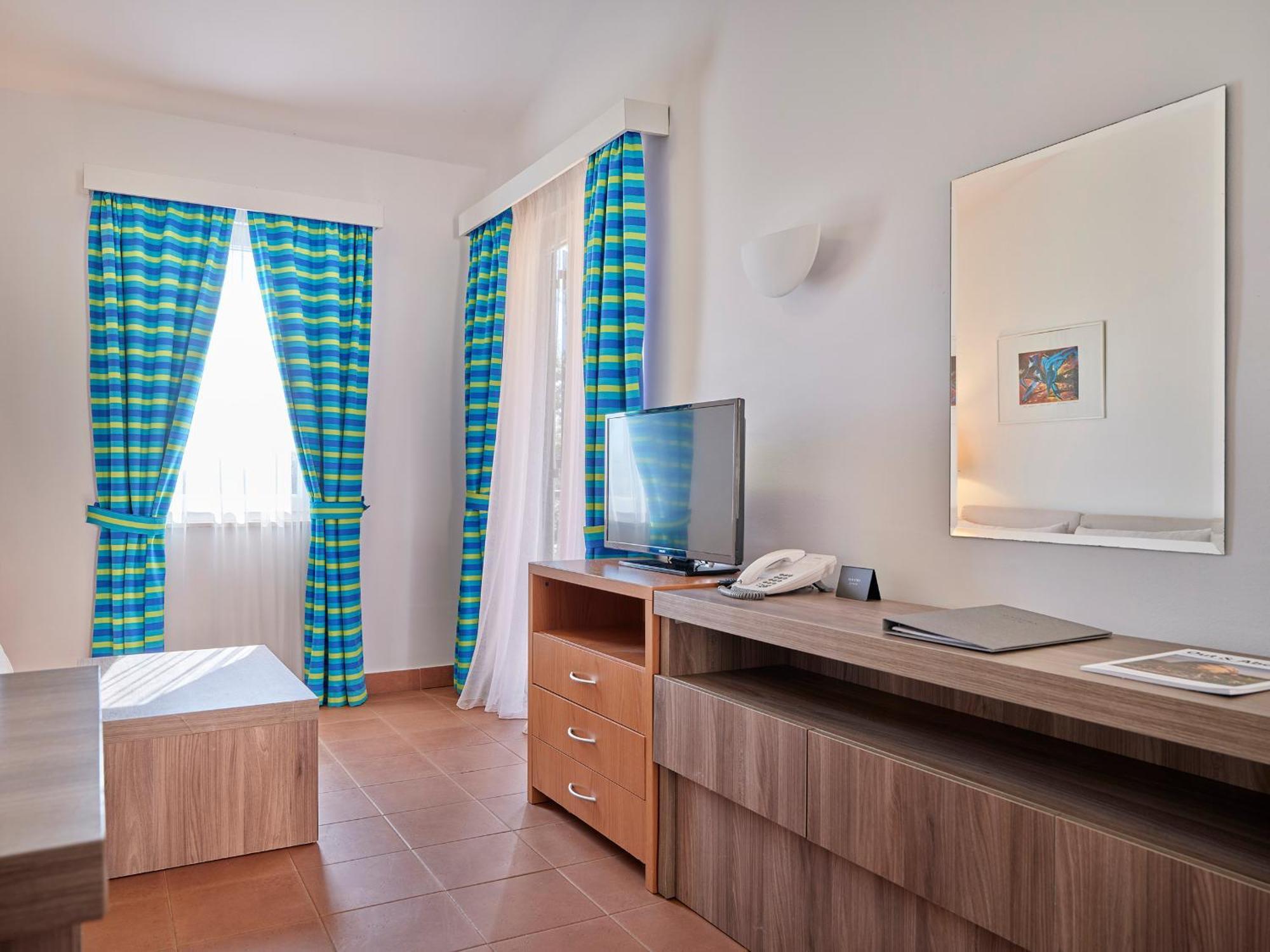Koversada Apartments Naturist Park Vrsar Zimmer foto